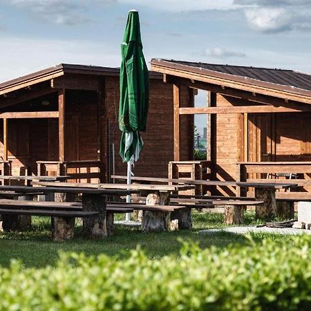 Camping Divoka Voda Bratislava Luaran gambar